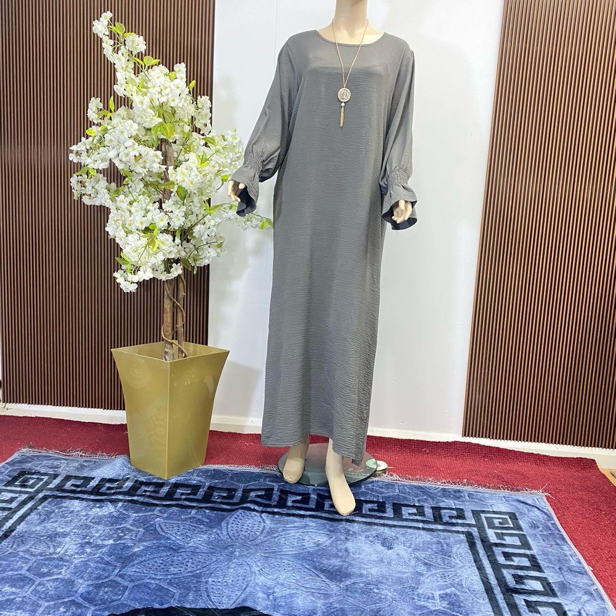 {MAY MODESTY} Gorgeous maxi/Abaya with pockets and shearing sleeves in soft crepe fabric size (S,M,L) available womenswear’