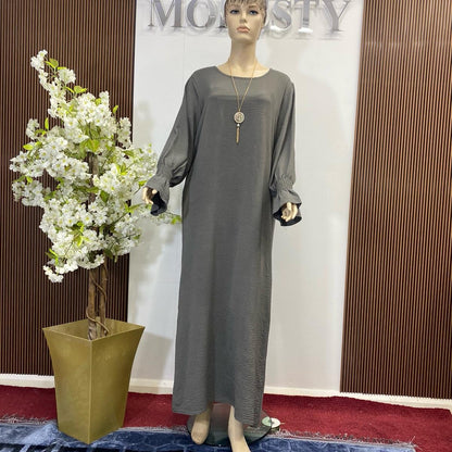 {MAY MODESTY} Gorgeous maxi/Abaya with pockets and shearing sleeves in soft crepe fabric size (S,M,L) available womenswear’